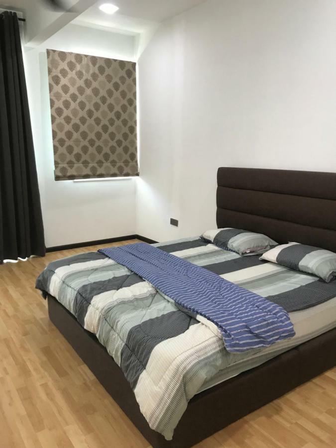 Nrl'S Cozy Guesthouse كوتا بْهارو المظهر الخارجي الصورة