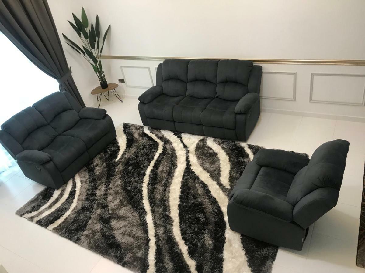Nrl'S Cozy Guesthouse كوتا بْهارو المظهر الخارجي الصورة